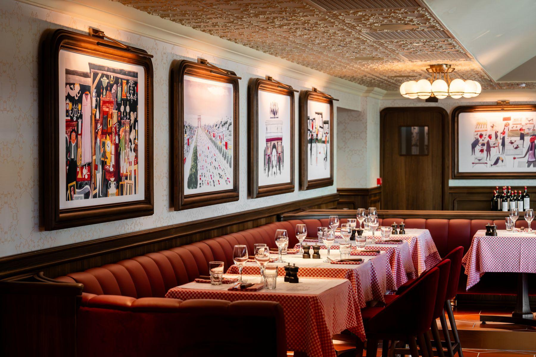 La Vache!貫徹酒紅色調巴黎風扒房。