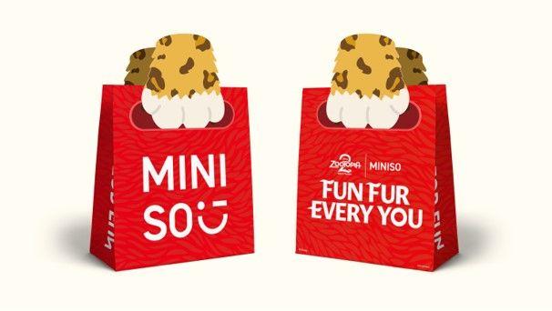 MINISO會員憑快閃店滿額消費,即可免費獲贈精心設計的四款MINISO | Zootopia購物袋,更有《優獸大都會2》帆布袋、證件套及鎖匙扣等限定贈品。