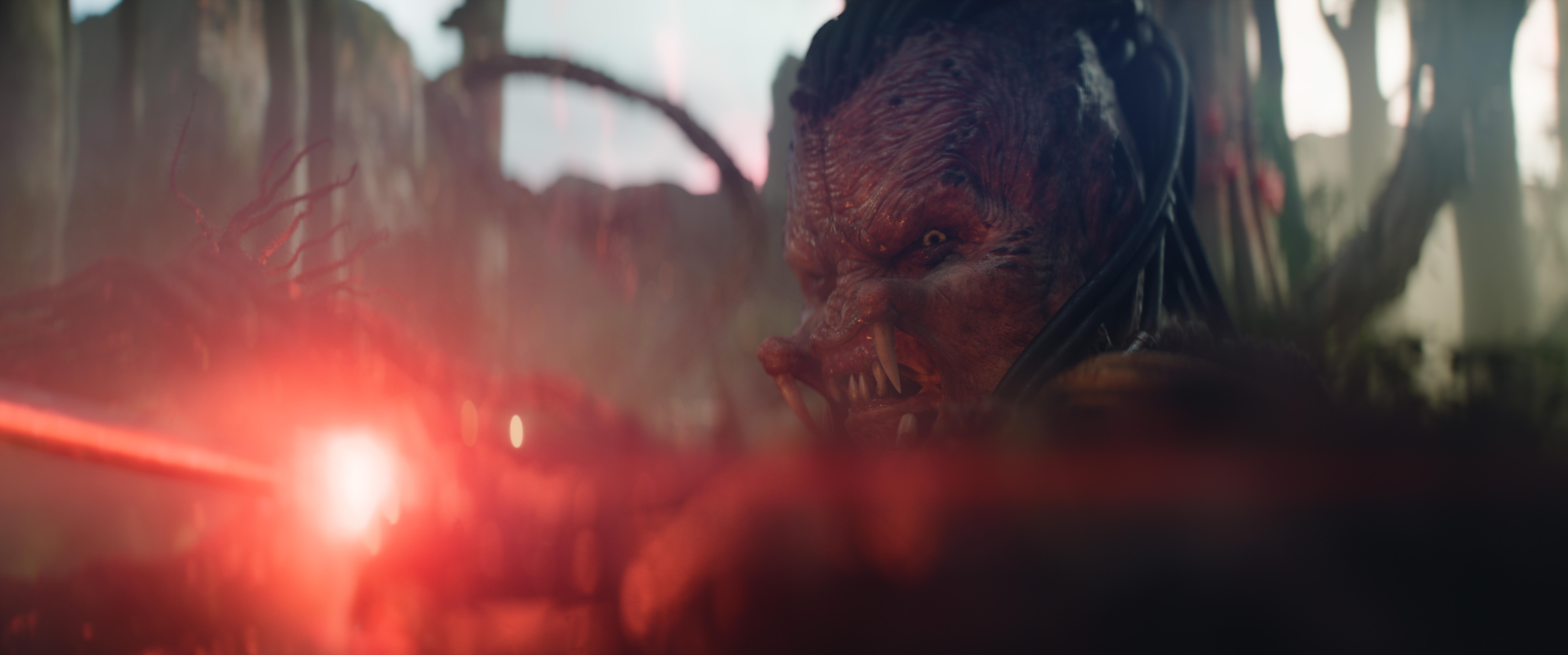 新片《鐵血戰士:蠻荒廝殺》已在香港上映。