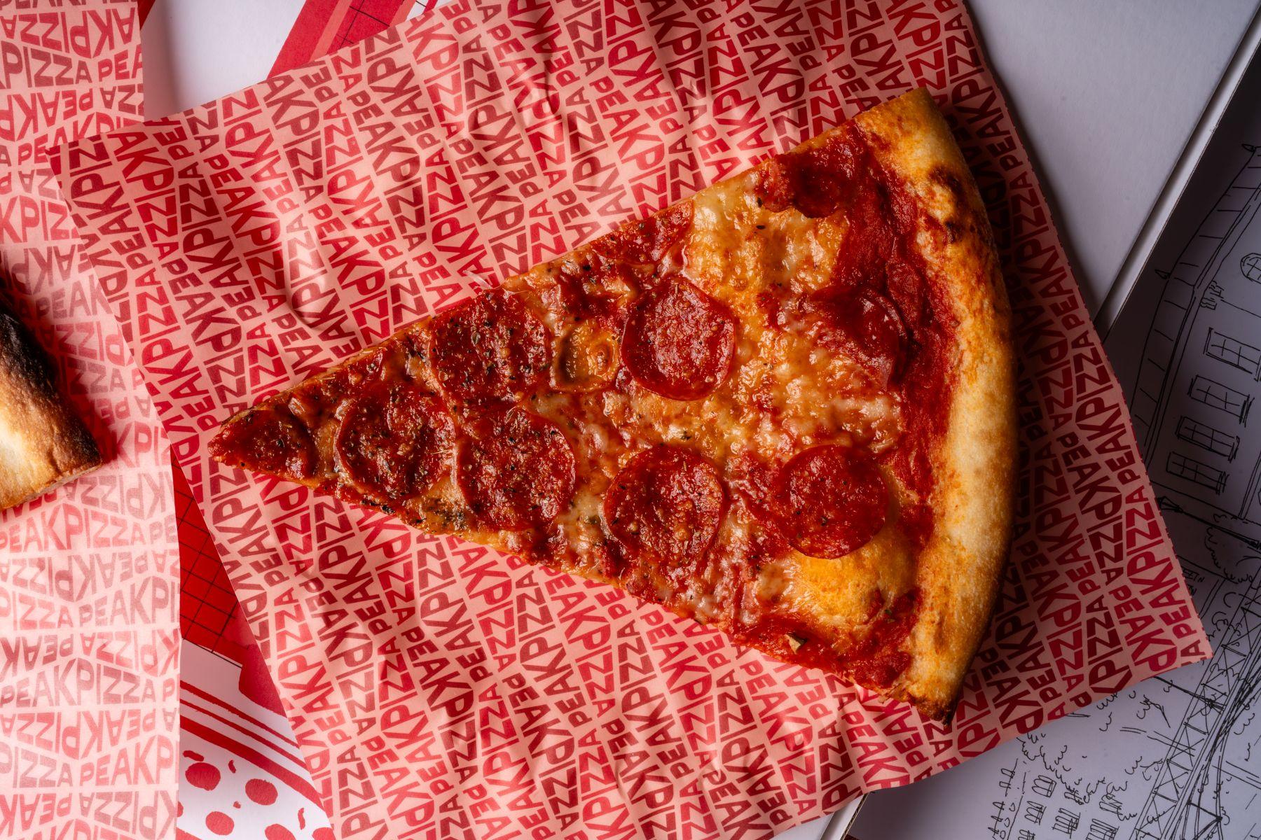 辣肉腸水牛芝士番茄醬薄餅$48/件