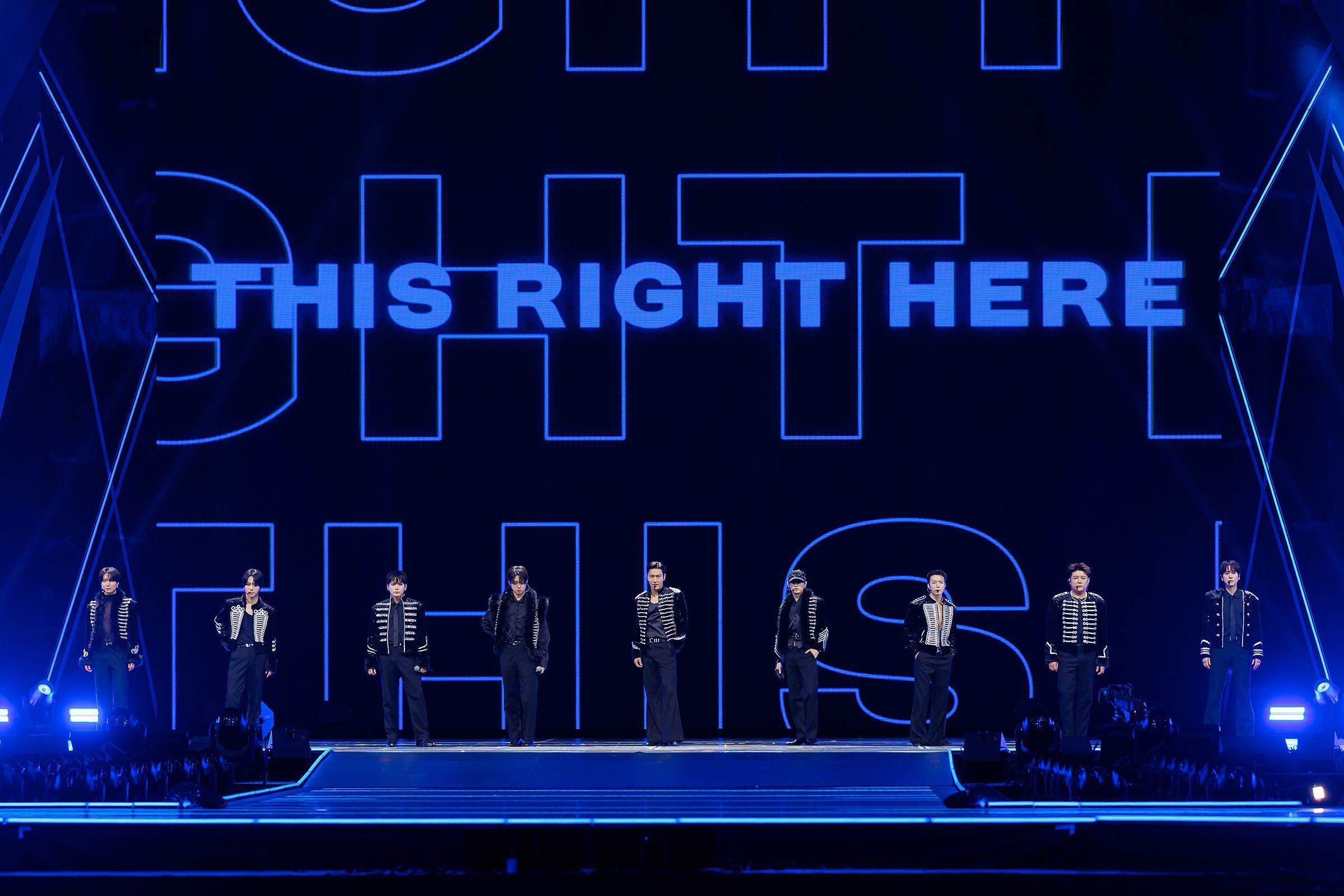 Super Junior擔任表演嘉賓,一口氣跳唱四首歌。