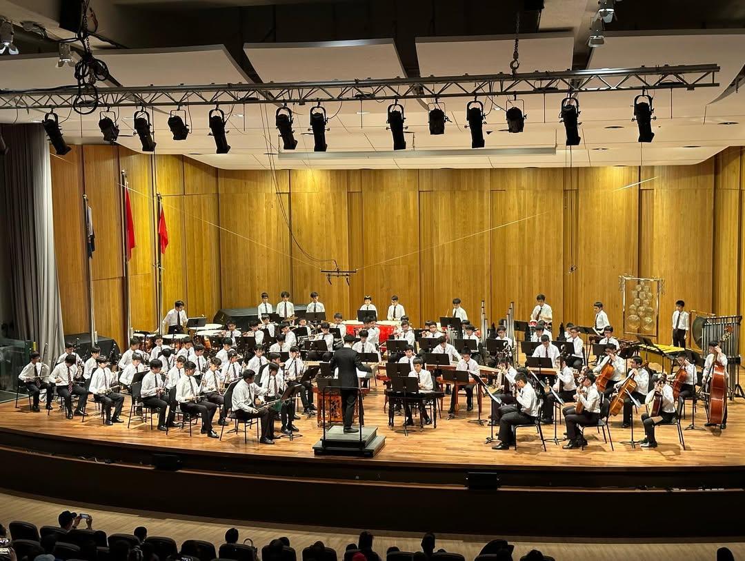 中西樂團和戲劇社亦將於葉傑全音樂廳表演大提琴、色士風及圓號等(學校圖片)