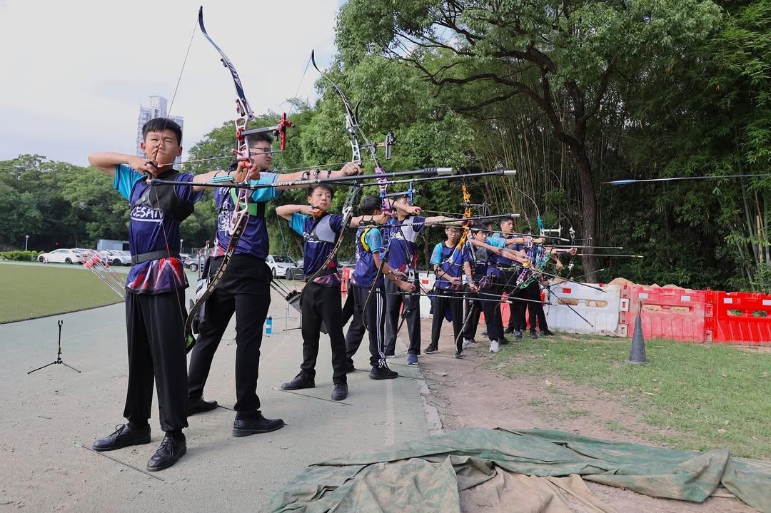 男拔射箭隊(學校圖片)