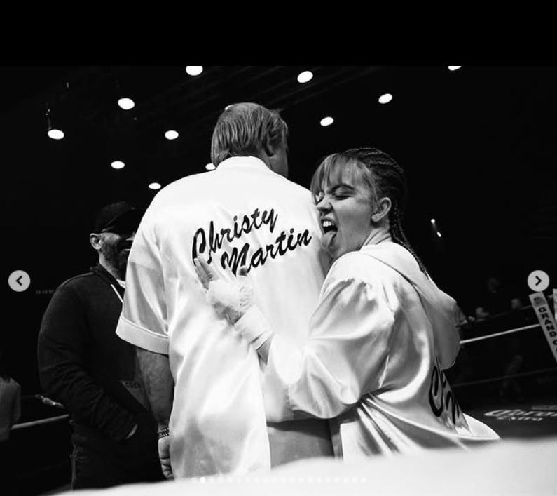 Sydney在訪談中分享她的減磅秘訣,就是讓肌肉流失後再減脂。