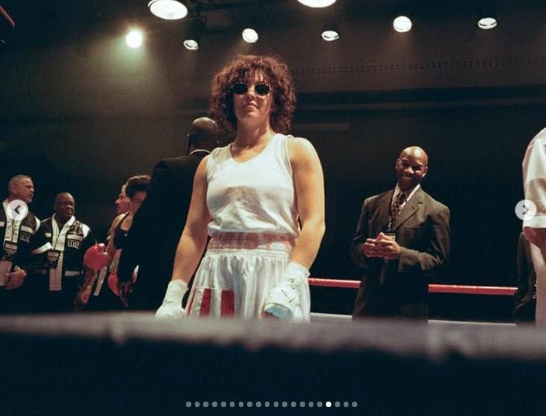 Sydney為扮女拳手而增肥。