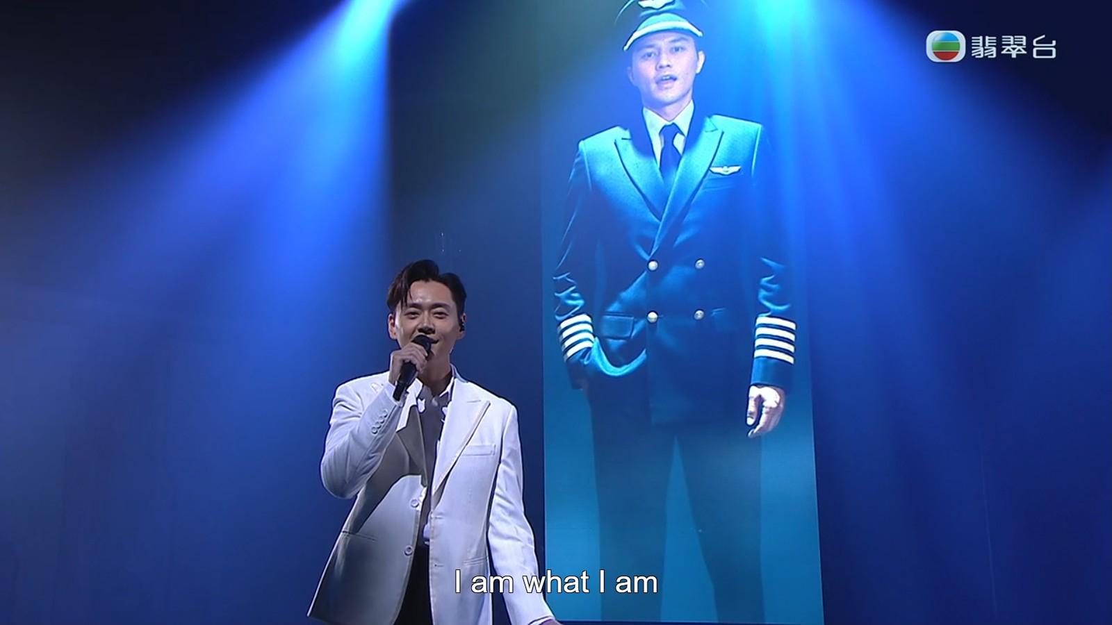 張振朗出場唱出張國榮名曲《我》。