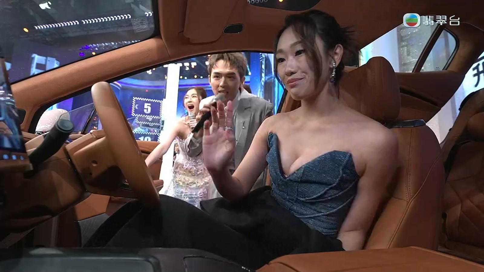 27歲藝員曾文心贏得價值33.98萬的純電SUV。