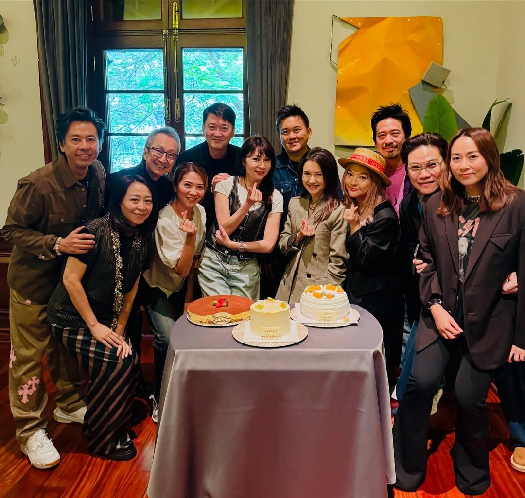 蘇永康與太太一齊出席朋友生日聚會。