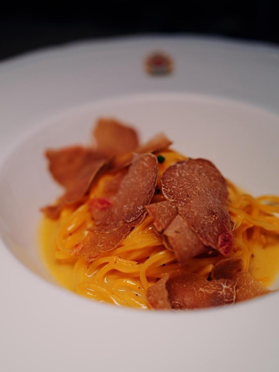 自家製幼蛋麵配阿爾巴頂級白松露