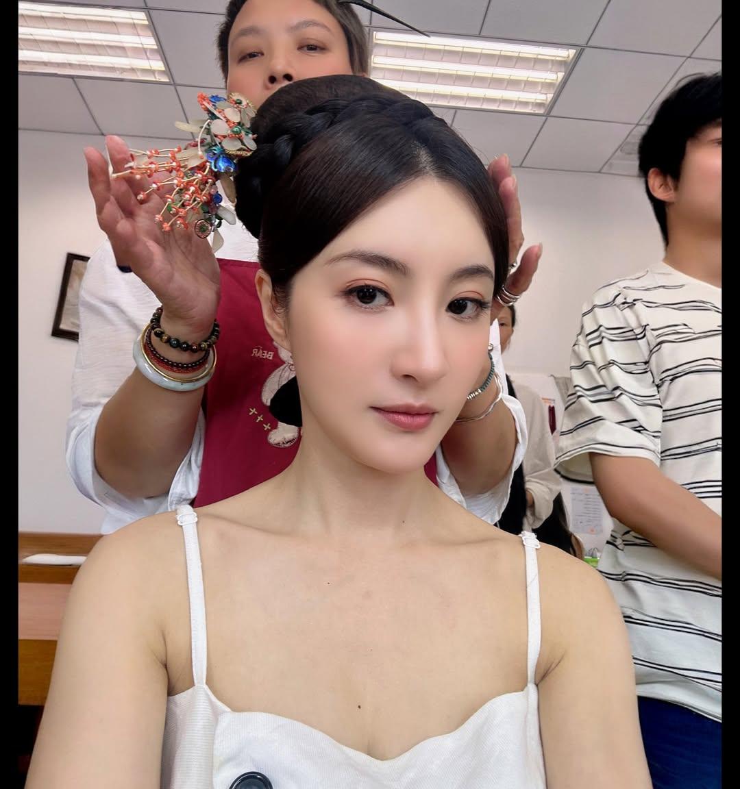 林夏薇客串演慈禧太后。