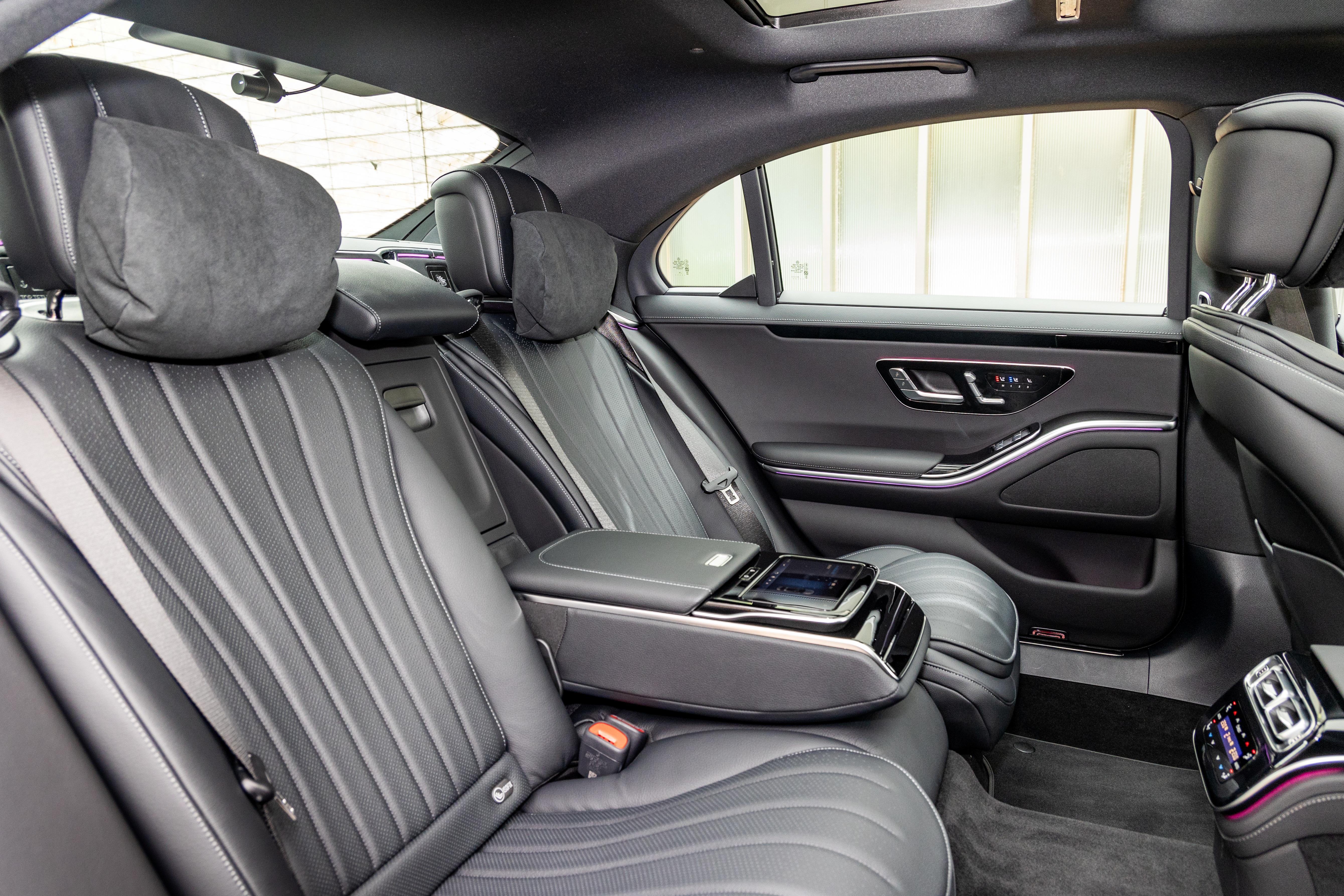 平治S 450 4MATIC車廂內座椅均獲得健康坐姿認證。