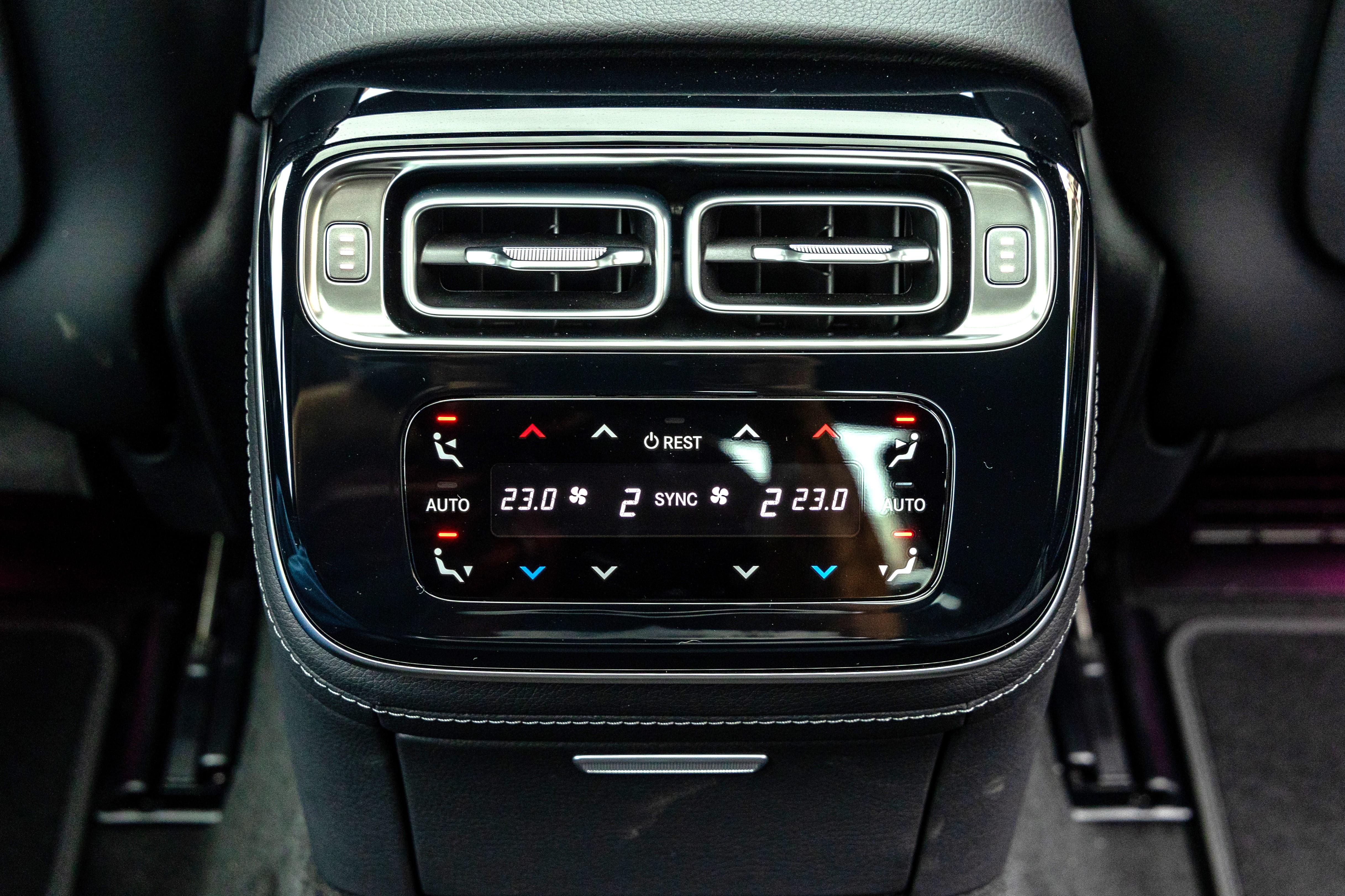 平治S 450 4MATIC可選配微塵感應器功能。