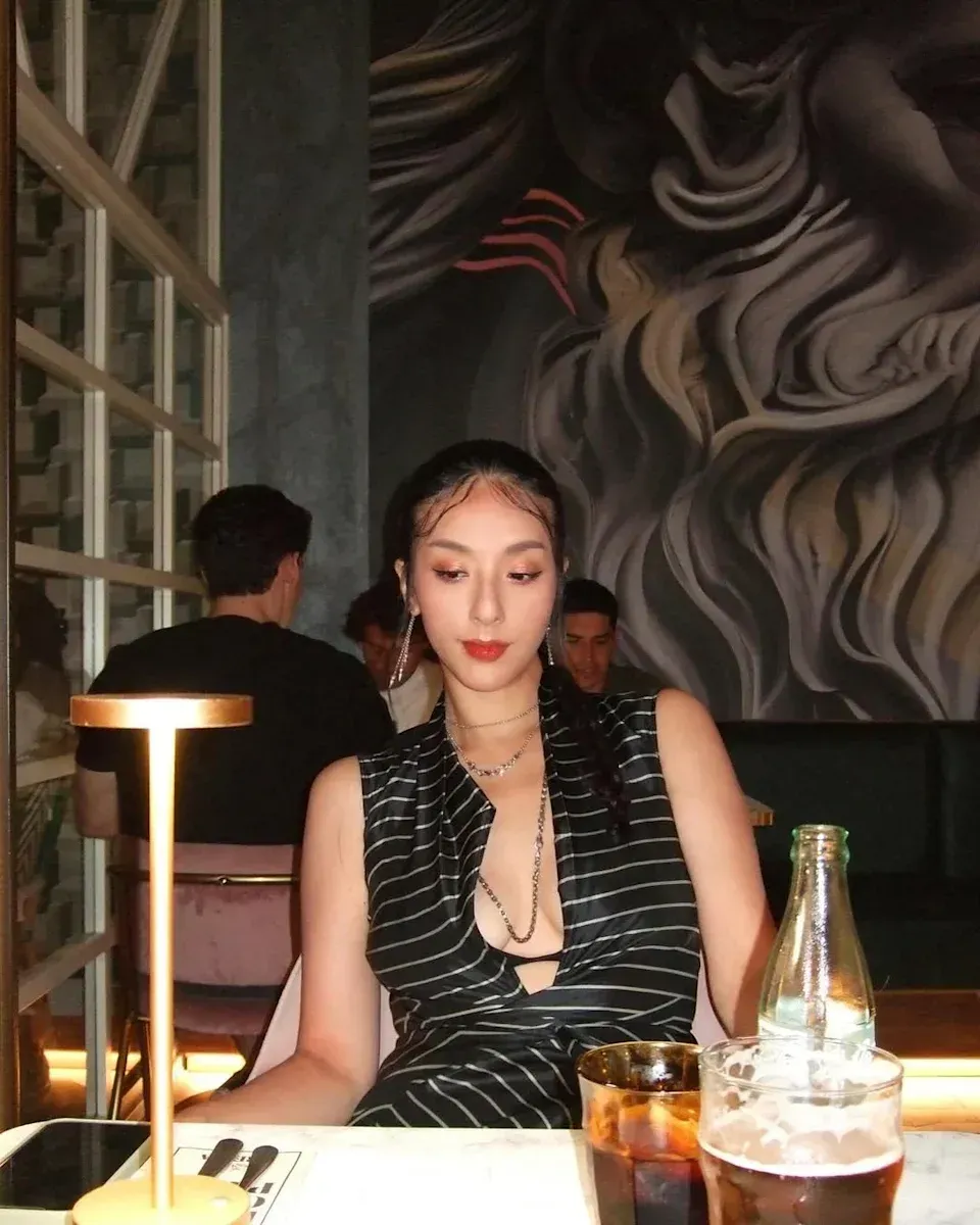 李蘢怡最近接受傳媒訪問大談選擇退出娛樂圈的真正原因,以及分享曾被經理人施壓和威脅的不快經歷。