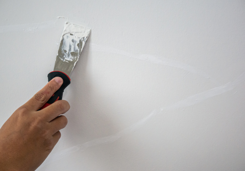 對於非結構性的細小裂紋 (一般寬度小於2mm),你可以自己動手修補。只需準備簡單工具。