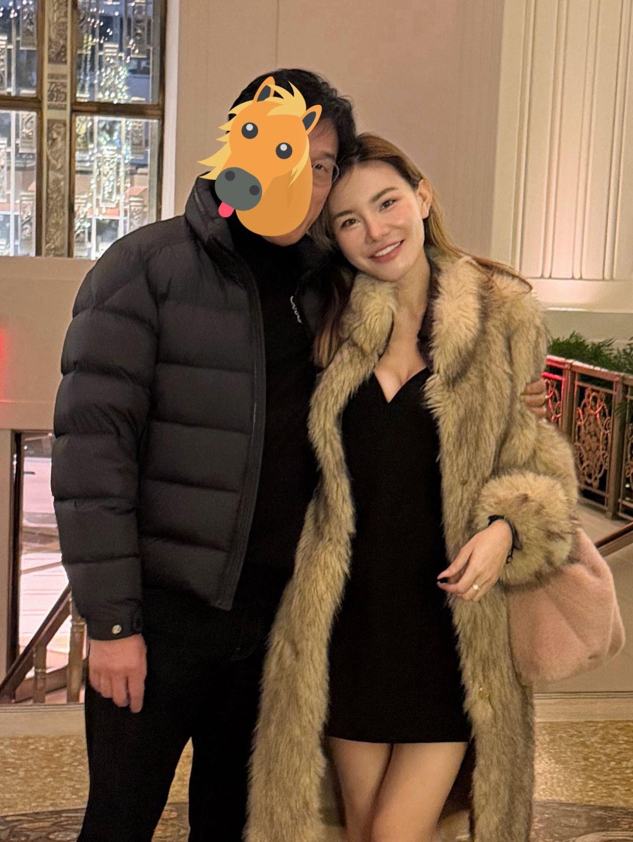 五索與馬清鏗慶祝婚外情10周年。