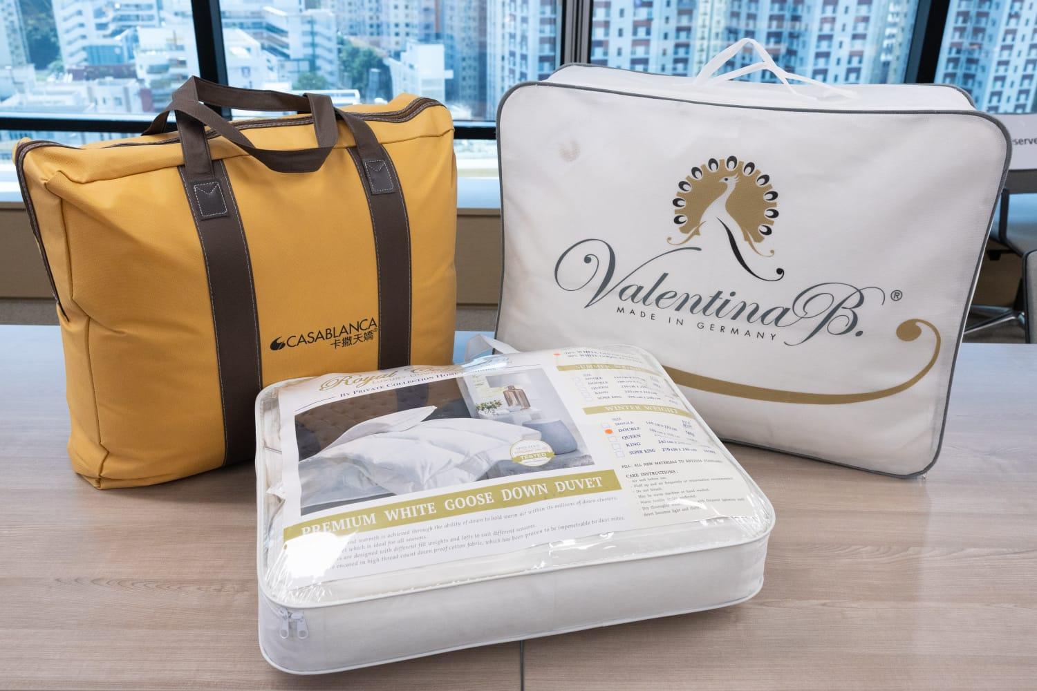 卡撒天嬌人造纖維被(上左)、Valentina B羽絨被(上右)、Royal_Collection羽絨皮(下)(蘇文傑 攝)