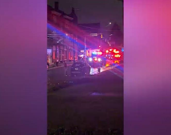 10月30日晚,警方特種部隊攻入克魯米提的住所,救出少女。(互聯網)