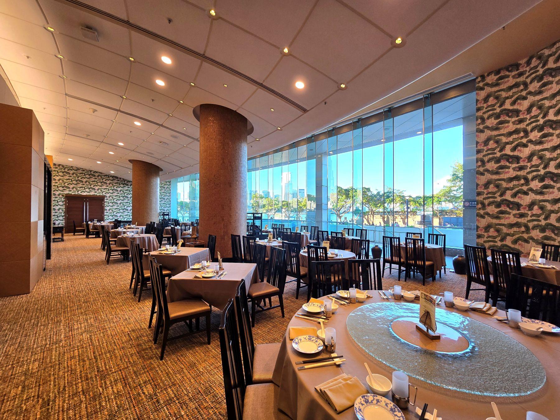 場內設有四間獨立貴賓廳。