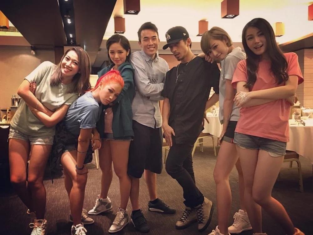 Gareth先後與Super Girls兩位成員Heidi及Yanny交往