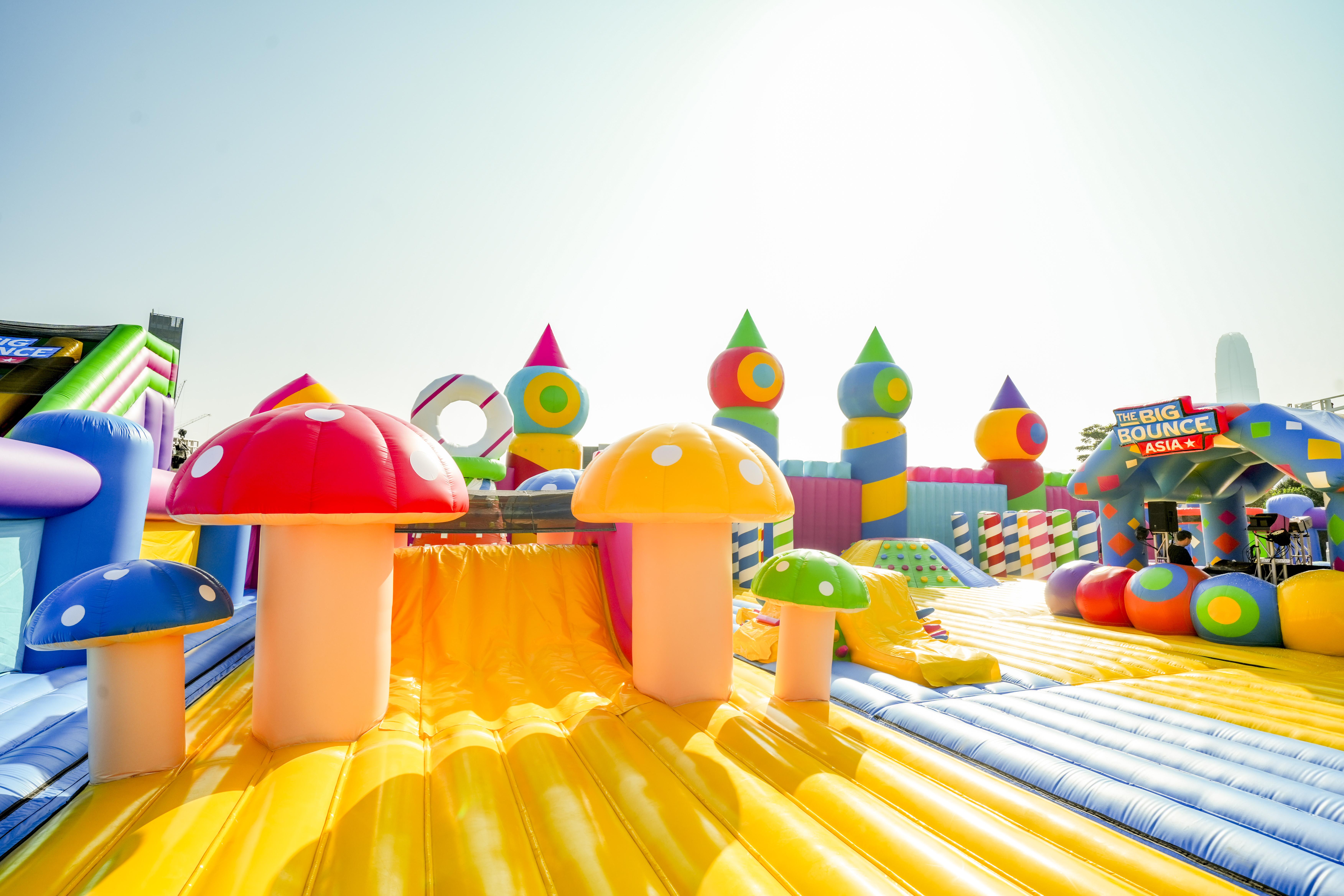 4大巨型彈跳區佔地10萬呎 最長150米障礙賽+全球最大充氣城堡