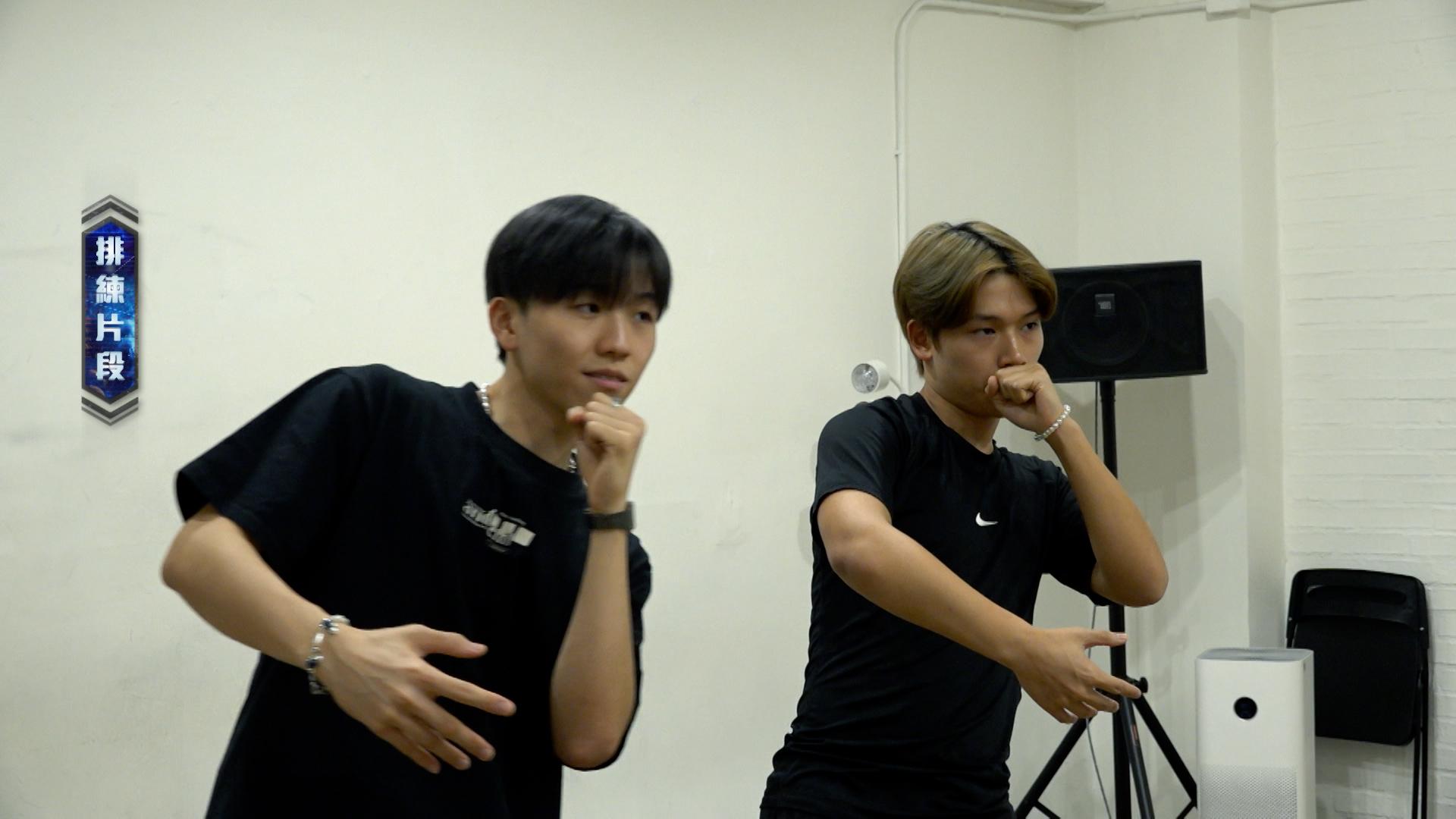 曾跟對手Group 9隊員Bosco同組的Gordon表示自己組優勢是唱歌。