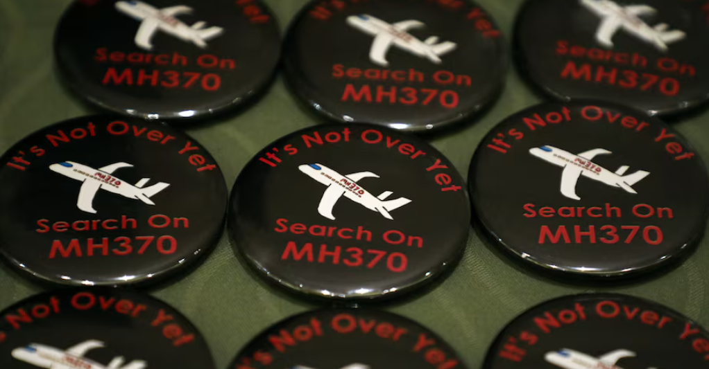 2014年3月8日,載有227名乘客和12名機組人員的馬航MH370,由馬來西亞吉隆坡起飛,前往北京期間失聯,及後官方推定機上全員遇難(路透社)