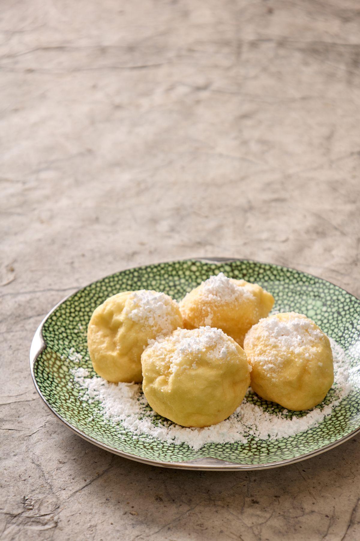 高力豆沙香蕉($62/4件)