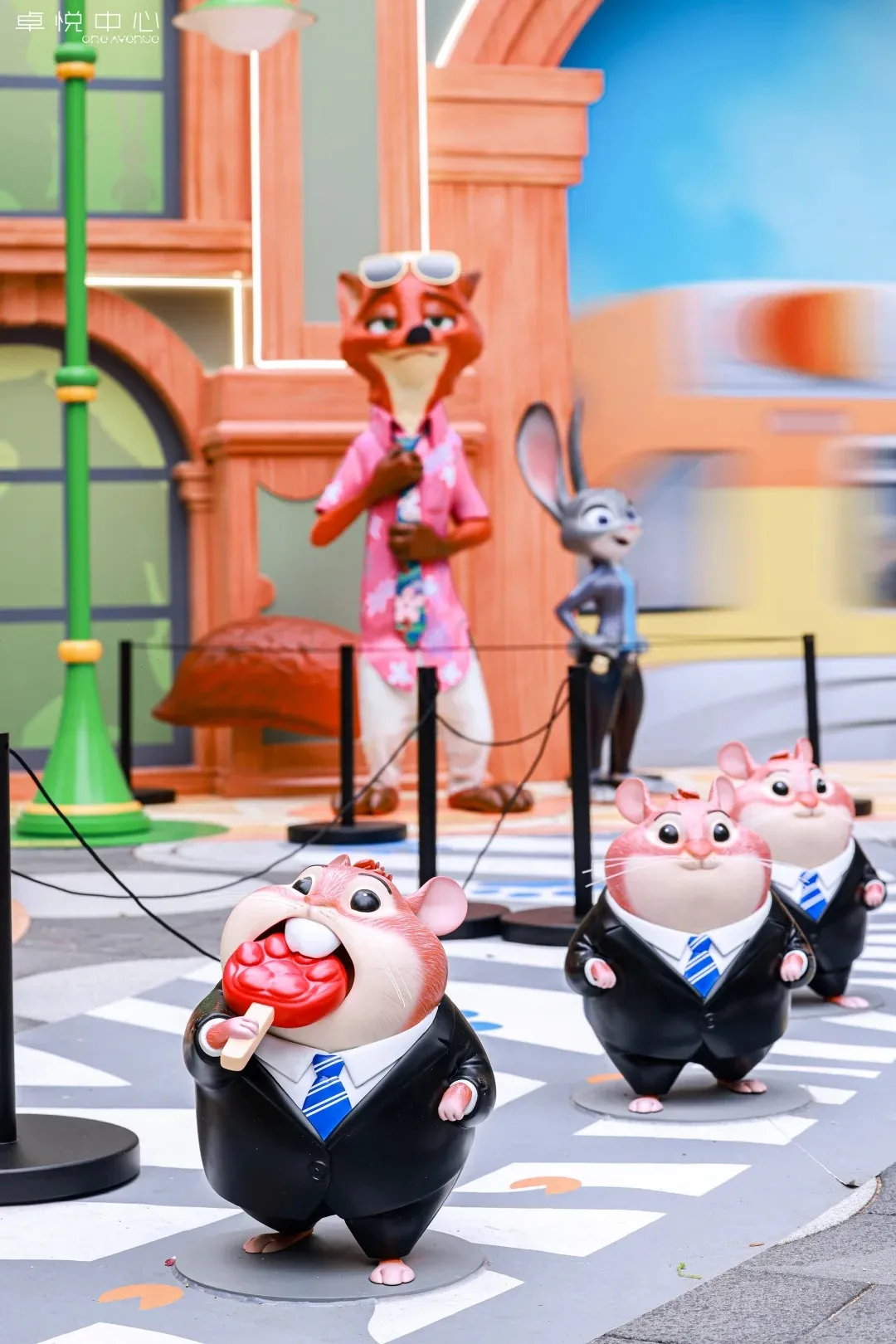 深圳聖誕好去處|卓悅中心:優獸大都會2動物城 6大電影場景打卡位(圖片來源:小紅書@深圳卓悅匯INJOY購物中心)