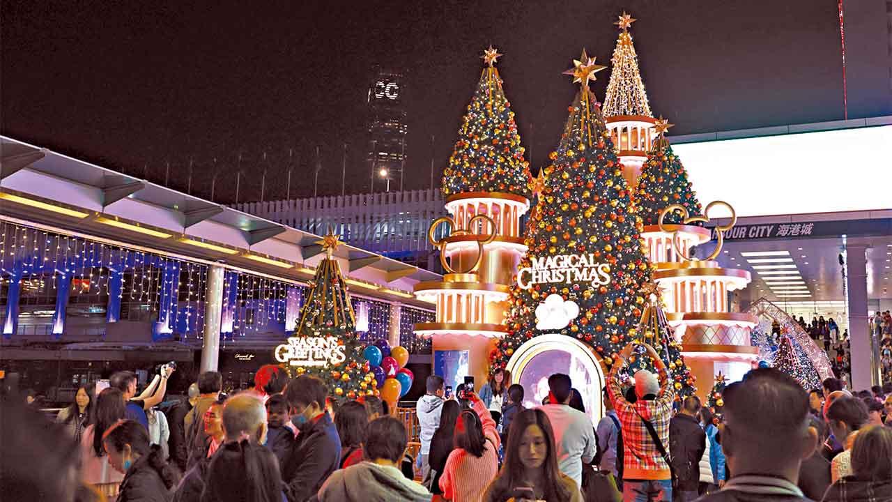 本港聖誕氣氛濃厚,港九新界均設有市集。