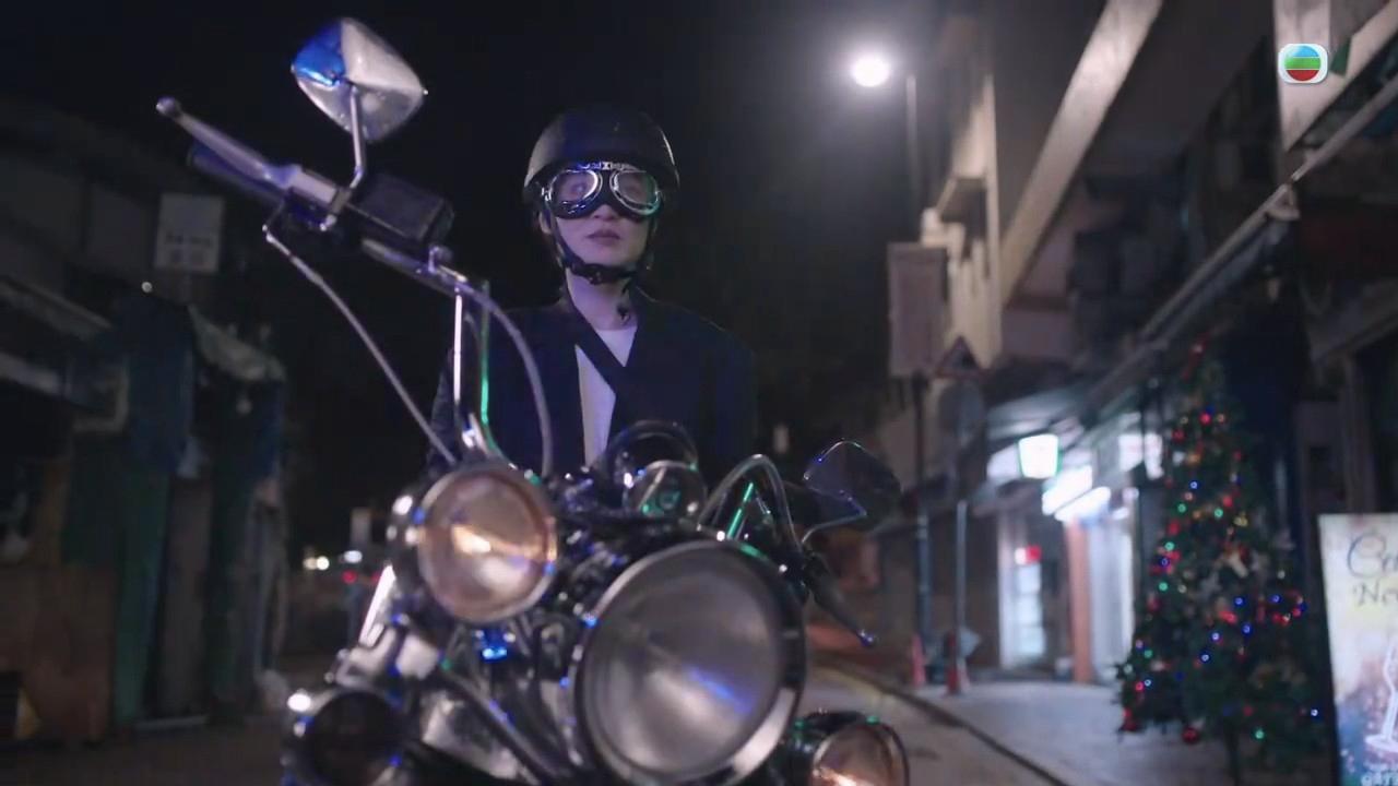 蔡潔雖然冇乜對白兼出場時間短,但她仍有花心思做好細節位。