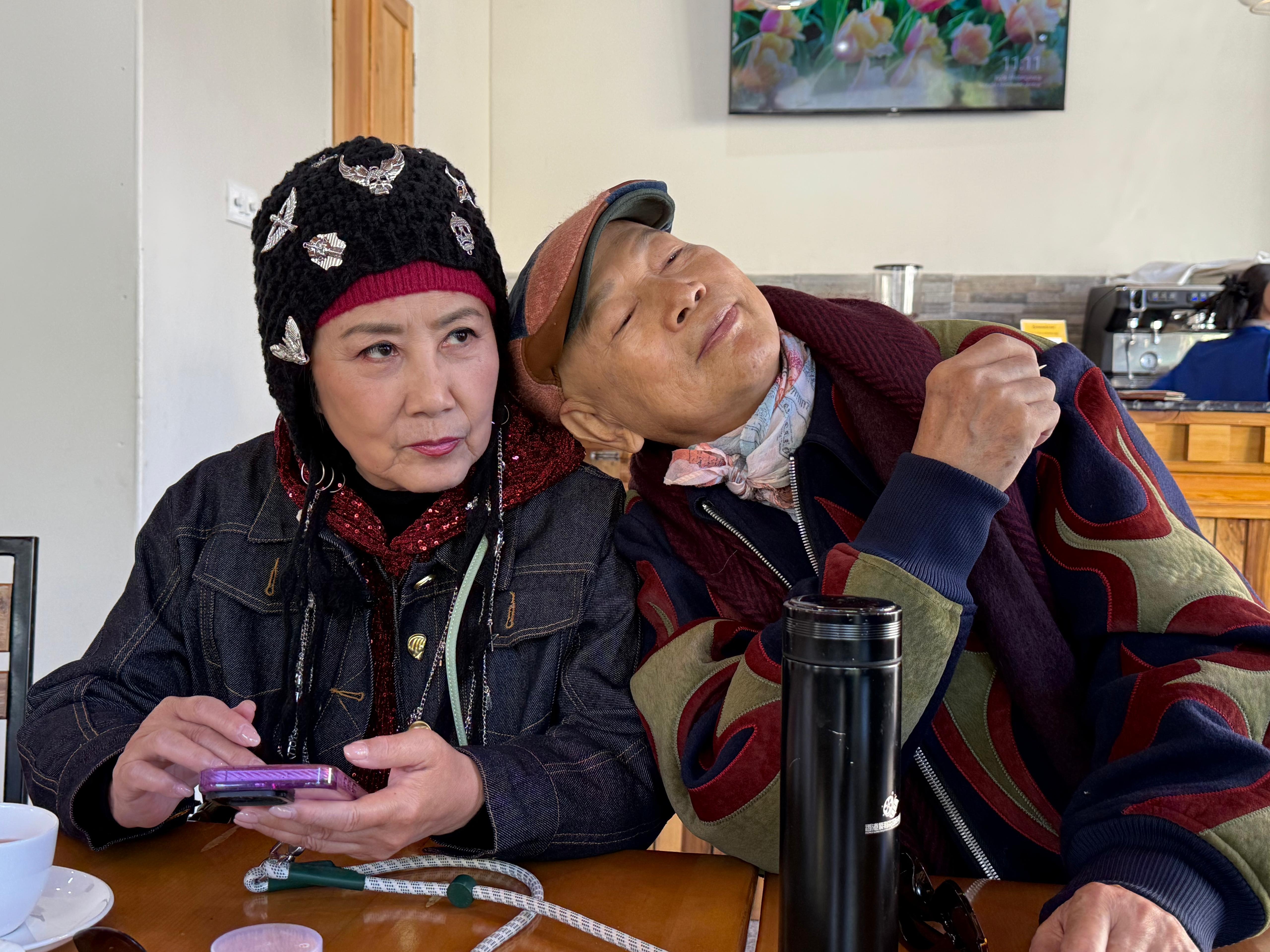 台慶綜藝節目《帶阿姐看世界》,汪明荃與羅家英的甜蜜不丹之旅。