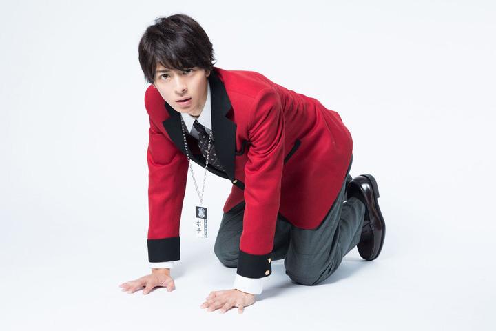 高杉真宙曾參演人氣劇《狂賭之淵》系列。