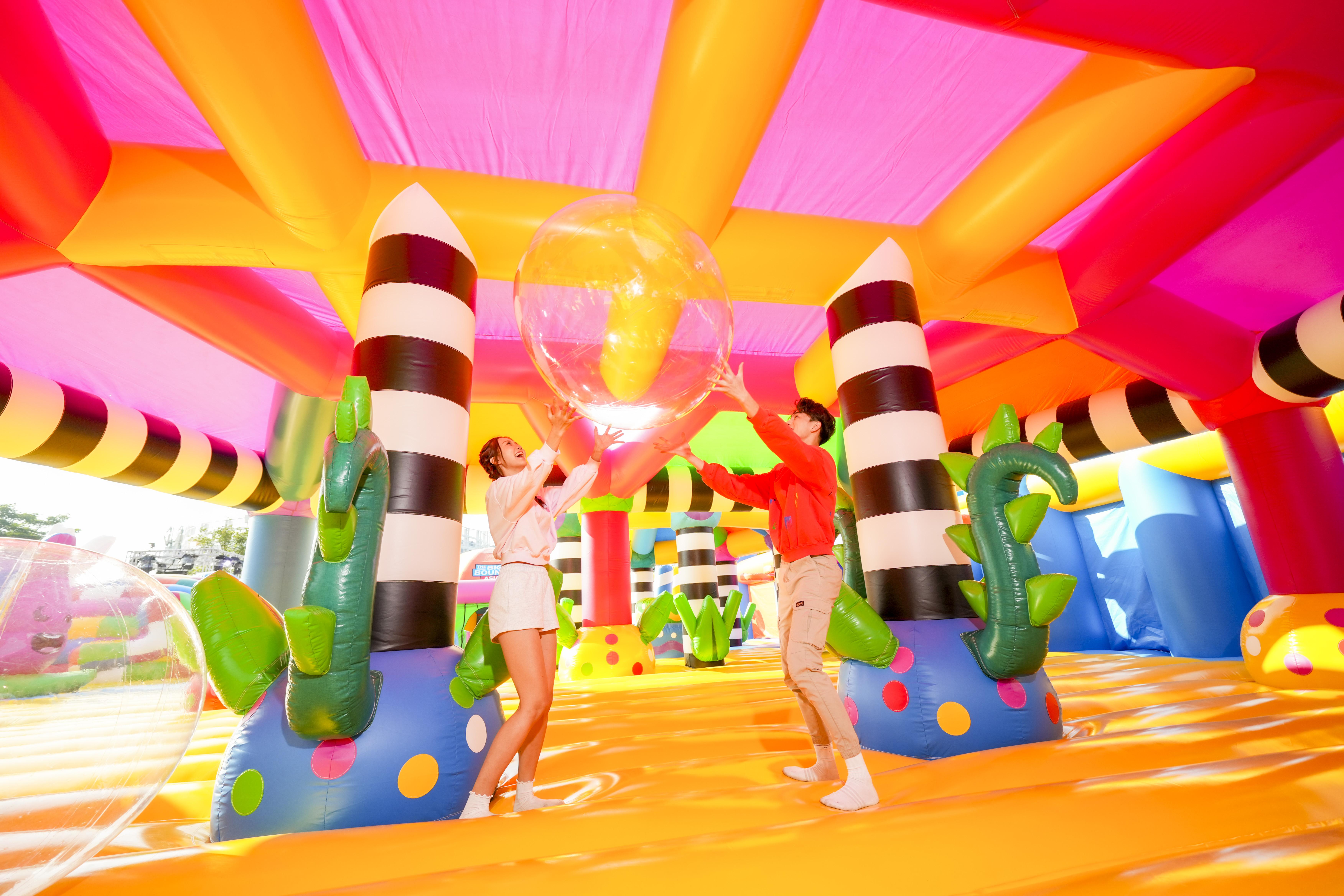 4大巨型彈跳區佔地10萬呎 最長150米障礙賽+全球最大充氣城堡