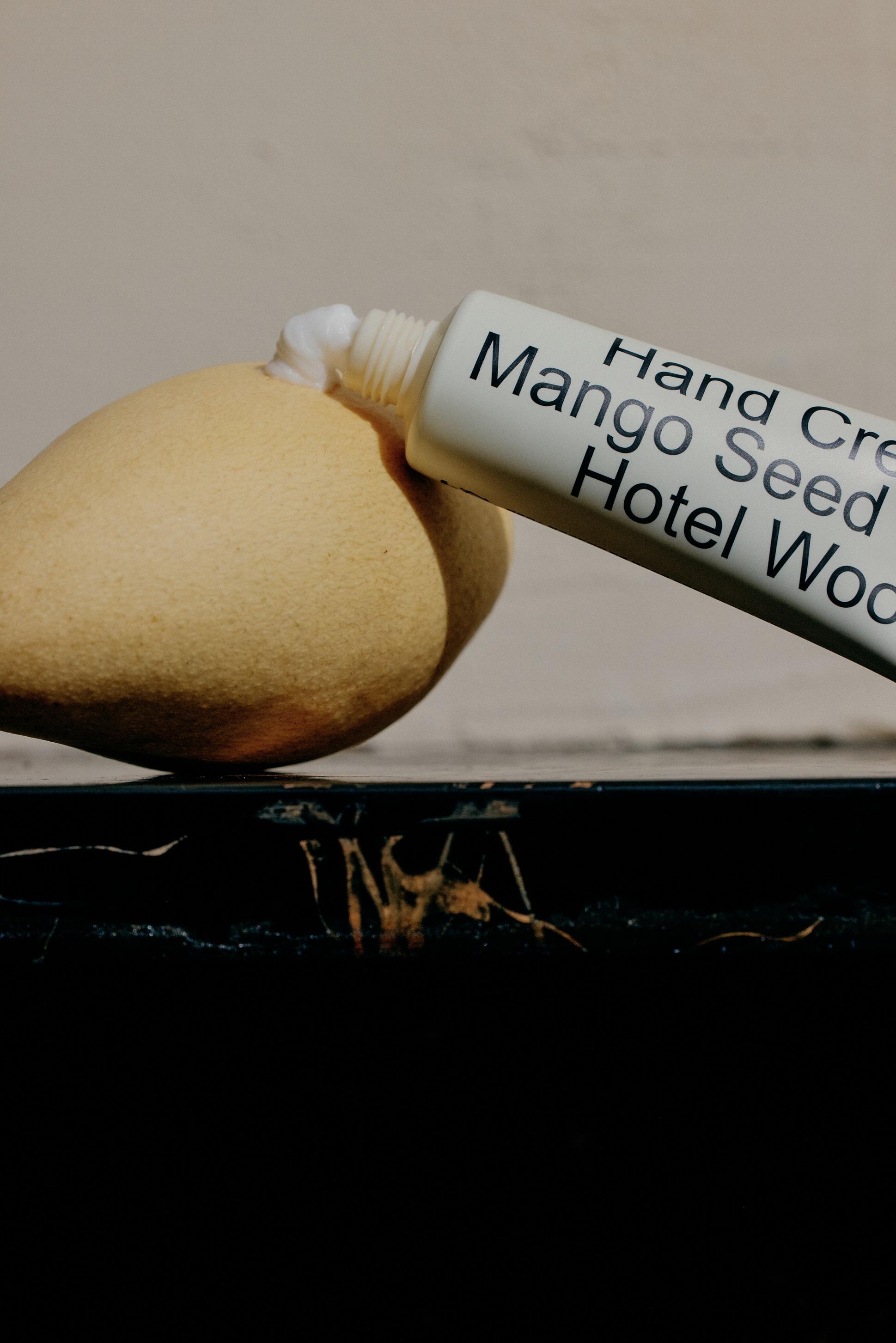 香氛芒果籽保濕護手霜 $98/50毫升