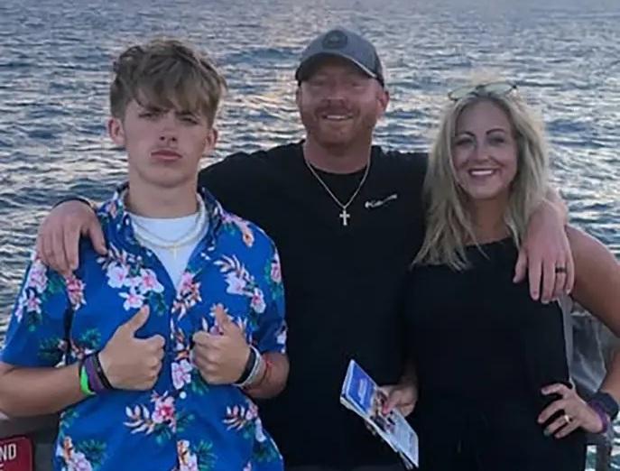 不雅照性勒索湧現 15歲少年20分鐘收120條訊息3小時後輕生