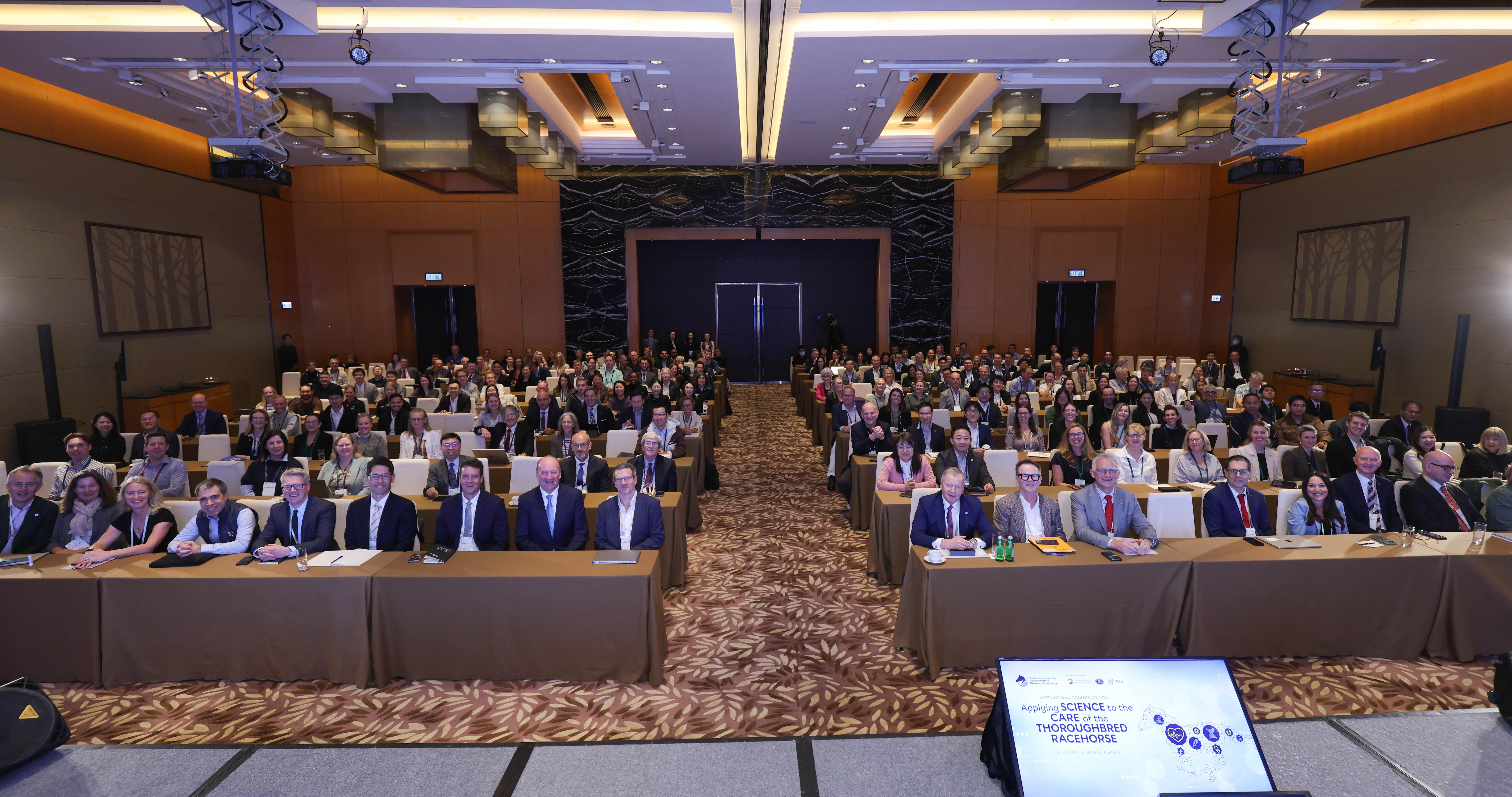 會議吸引來自25個國家合共220名講者及與會代表參加,集合全球不同力量透過科研創新及跨地域協作,攜手促進馬匹安全及福祉。
