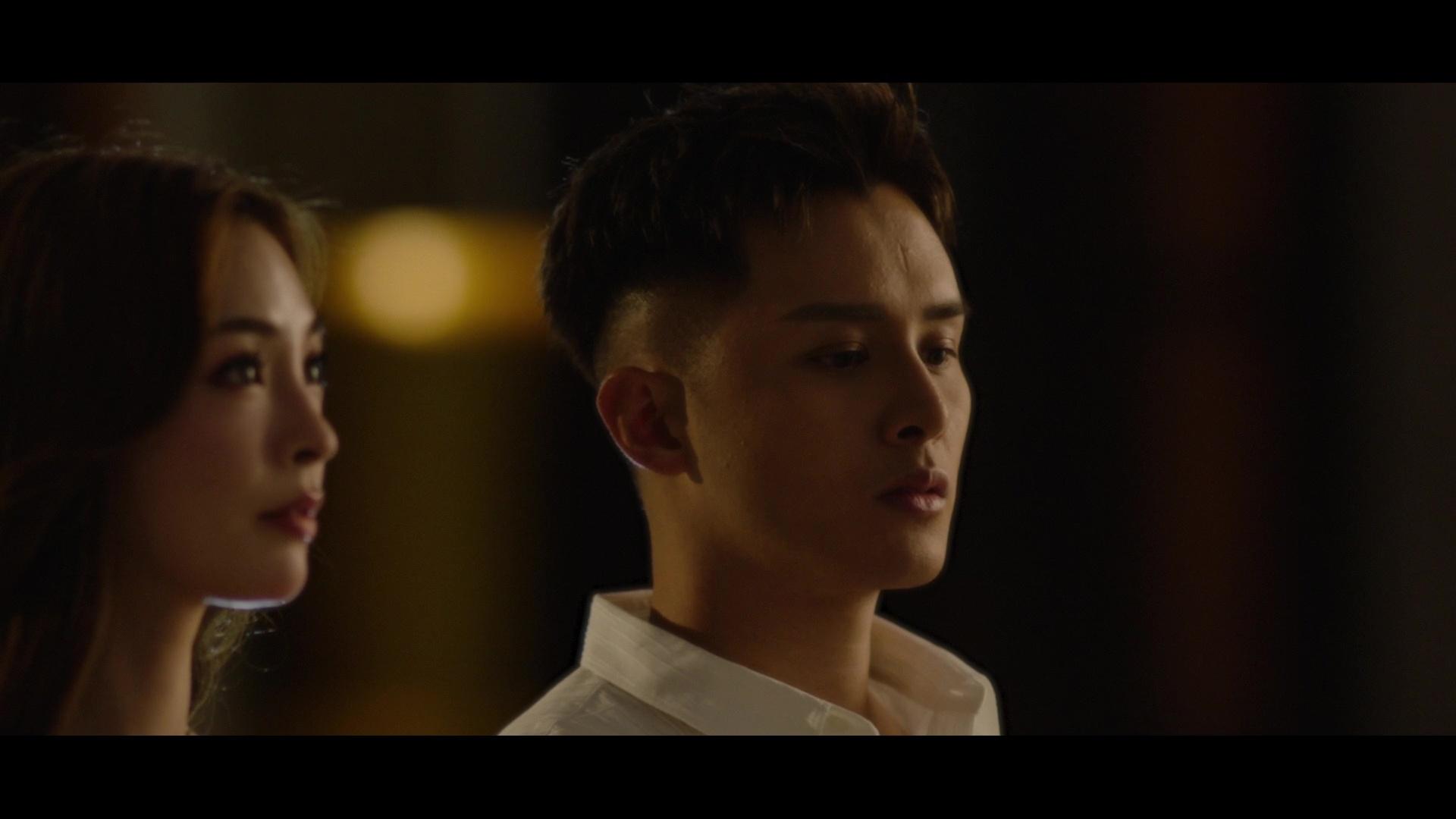 何廣沛、陳楨怡上演浪漫唯美愛情小品。