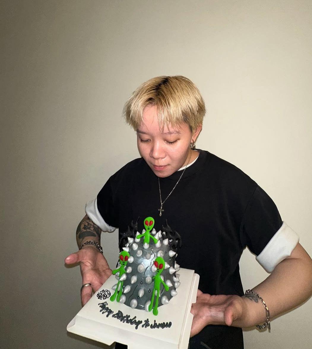 Jansco Wan是Yumi的好友外,亦是圈中有名的造型師。