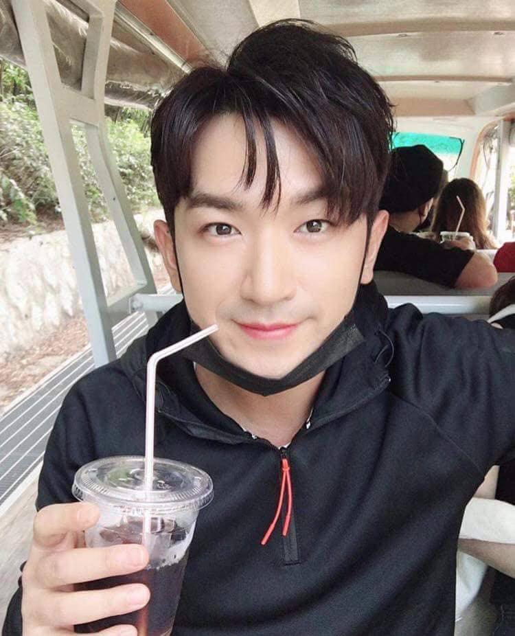 46歲成員Min Woo今年7月宣布與女友結婚。