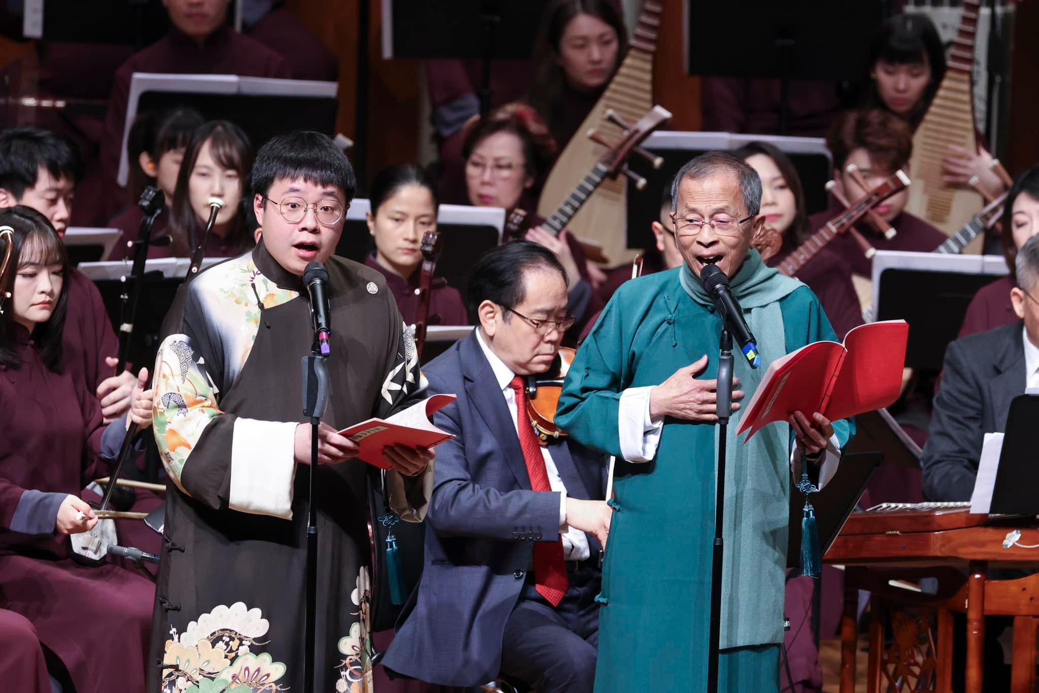 在上屆《Liza & Friends摯友樂聚》音樂會,曾鈺成已經有份擔綱演出。