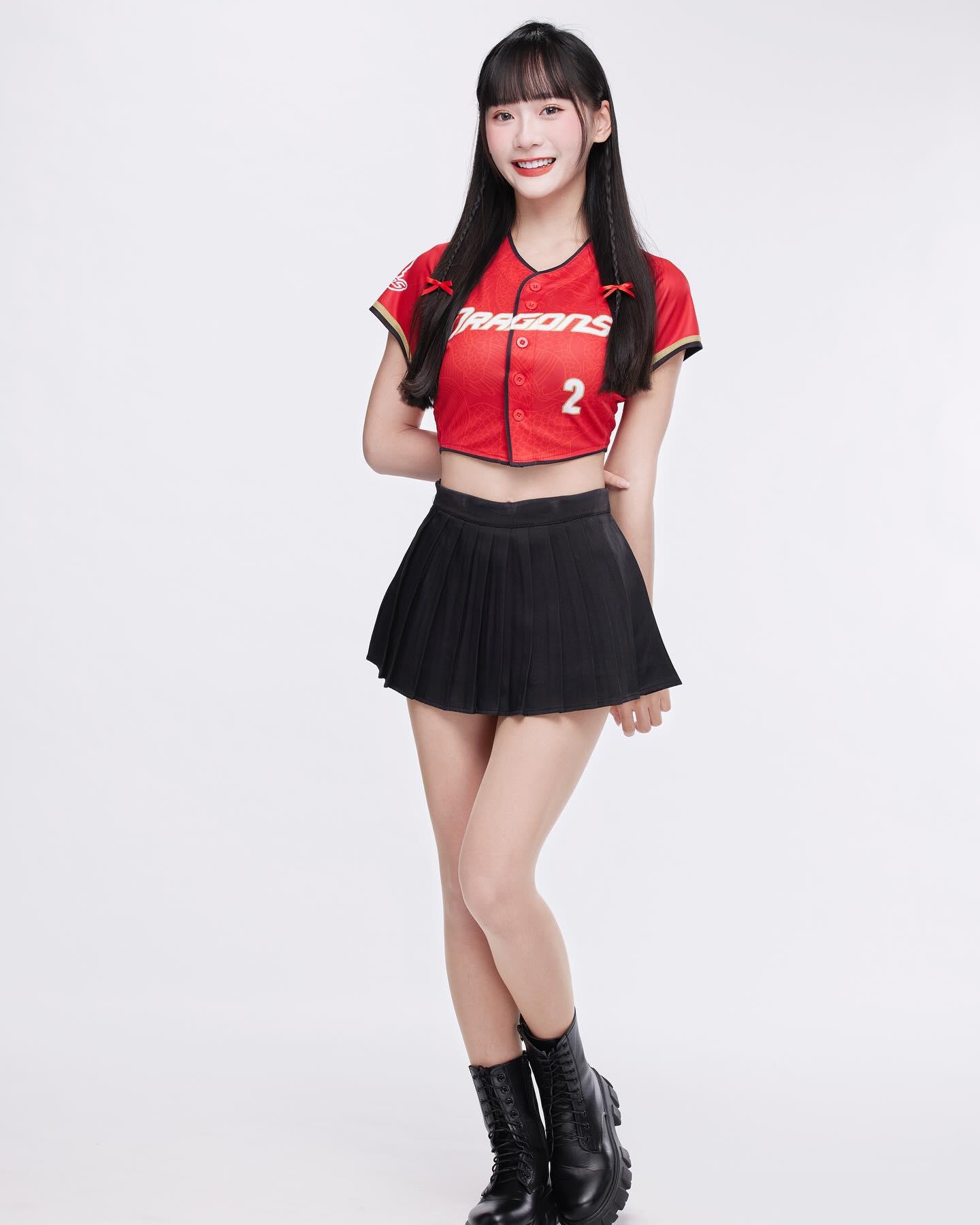 昆娜近日決定離婚。