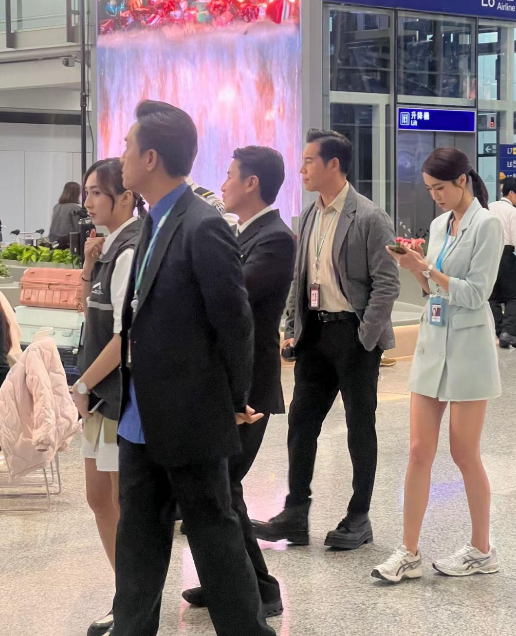 馬明日前辦妥亡父身後事後,為了不耽誤劇組的進度,便馬上收拾心情復工。