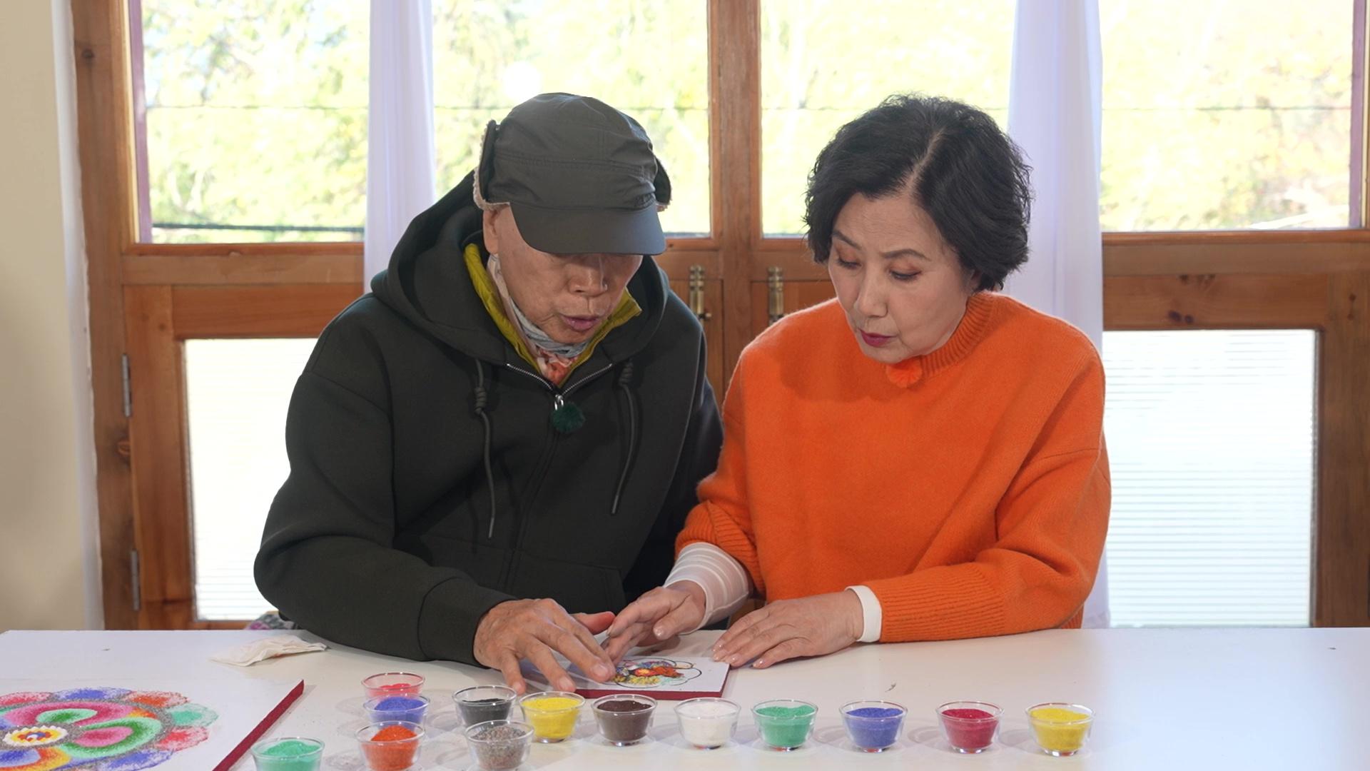 台慶綜藝節目《帶阿姐看世界》,汪明荃與羅家英的甜蜜不丹之旅。