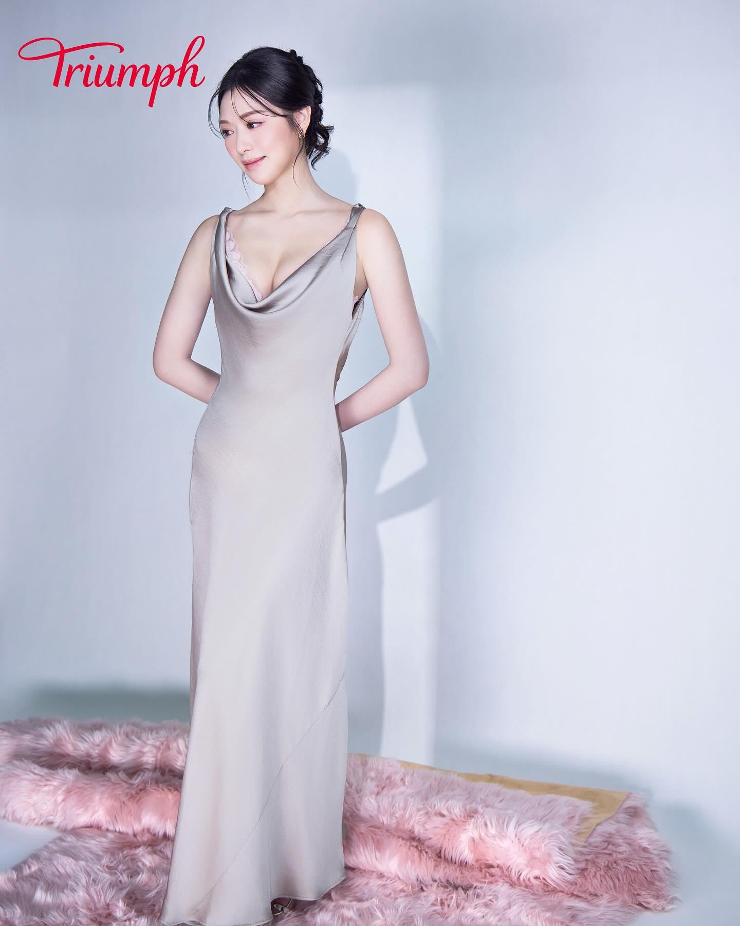 馮盈盈為內衣品牌擔任model,上圍非常有睇頭。