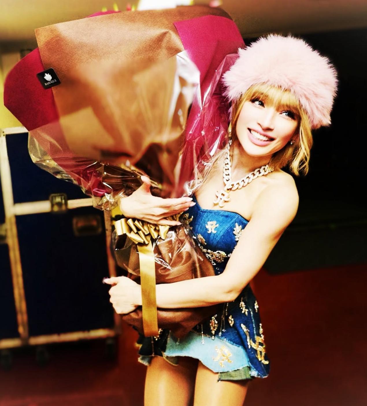 濱崎步疑在零觀眾下完成上海個唱,消息引發國際關注。