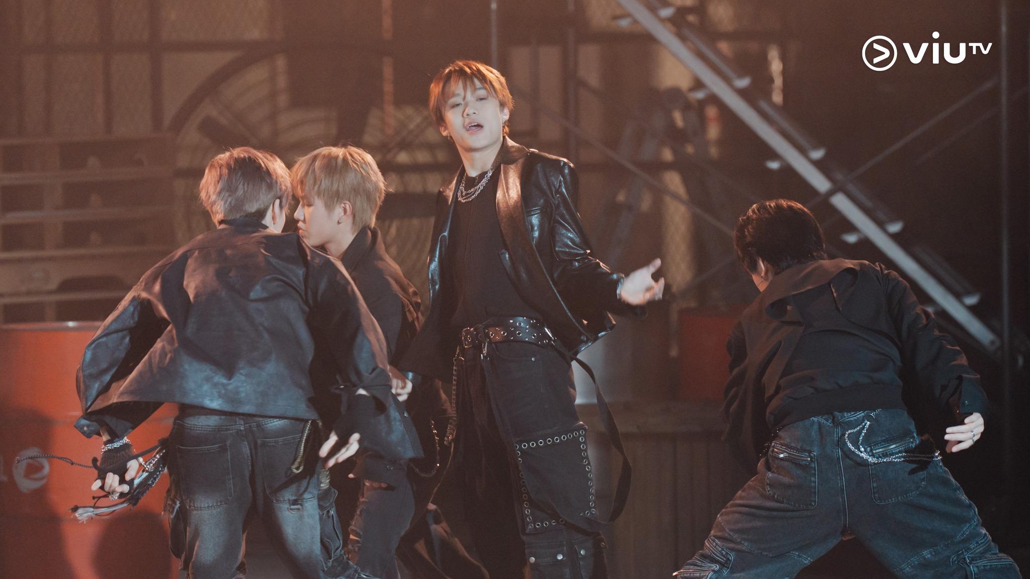 《全民造星VI》最後10強人選已塵埃落定,積極備戰明年1月4日在澳門舉行的總決賽。