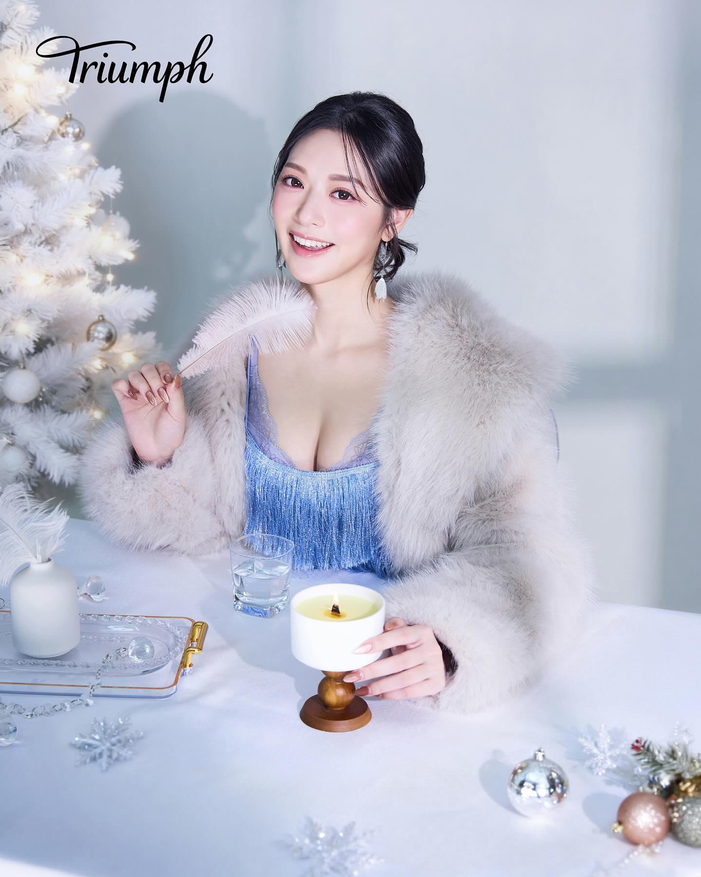 馮盈盈為內衣品牌擔任model。