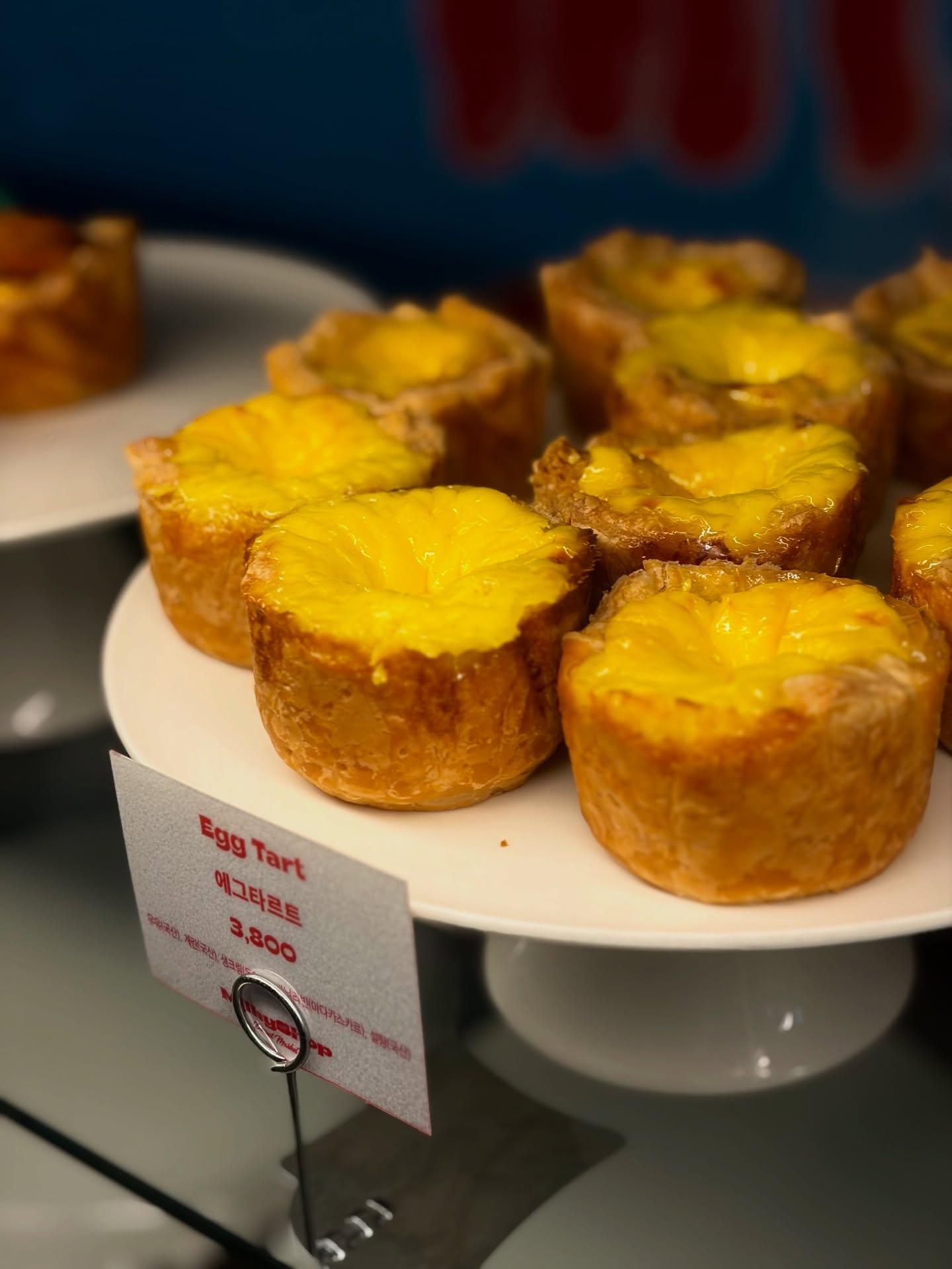 除了餅乾外,MilkyShop韓國分店售賣各款甜品。(threads圖片)