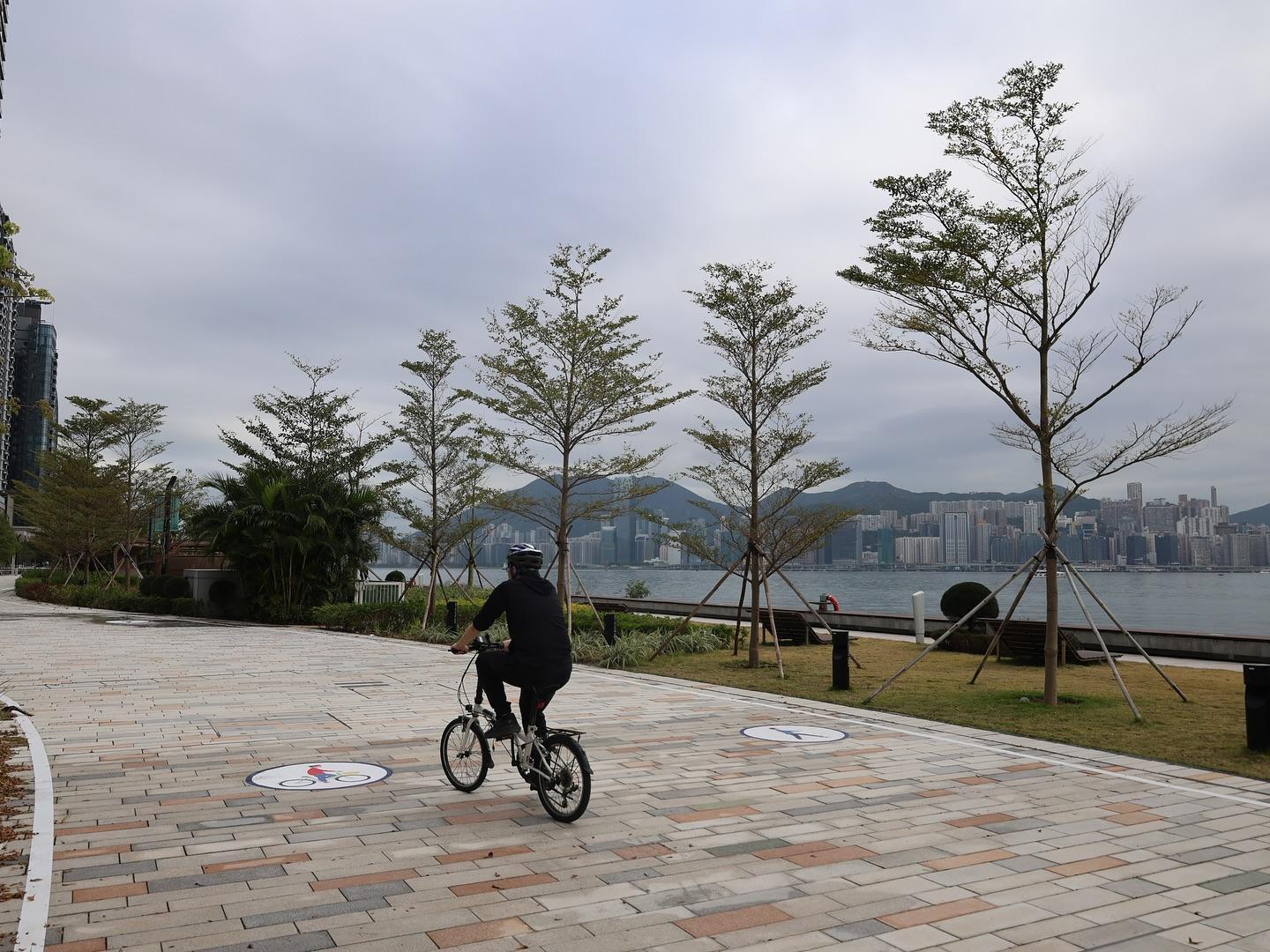 啟德發展區再添共融通道,兩段行人與單車共用通道今日(30日)正式開放