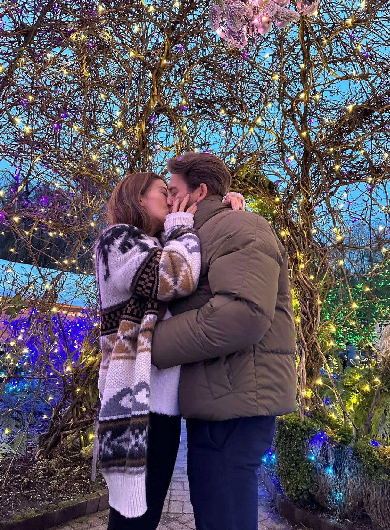 謝婷婷與Mathew愛得甜蜜。